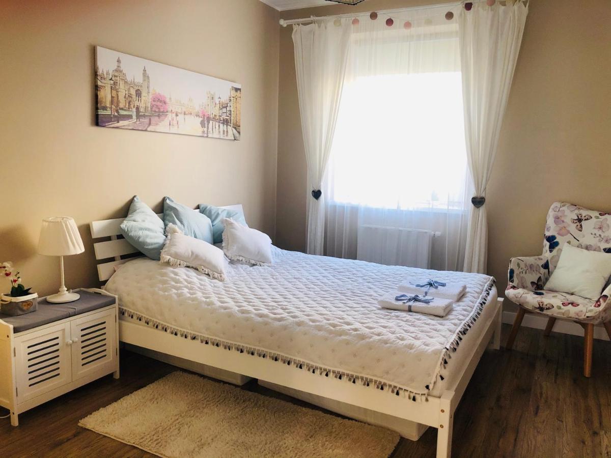 Apartament Luscinia Z 2 Sypialniami Cracovie Extérieur photo